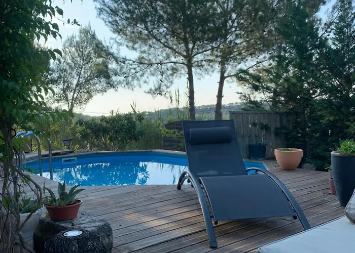 Villa En Bordure De Colline*piscine*clim*netflix